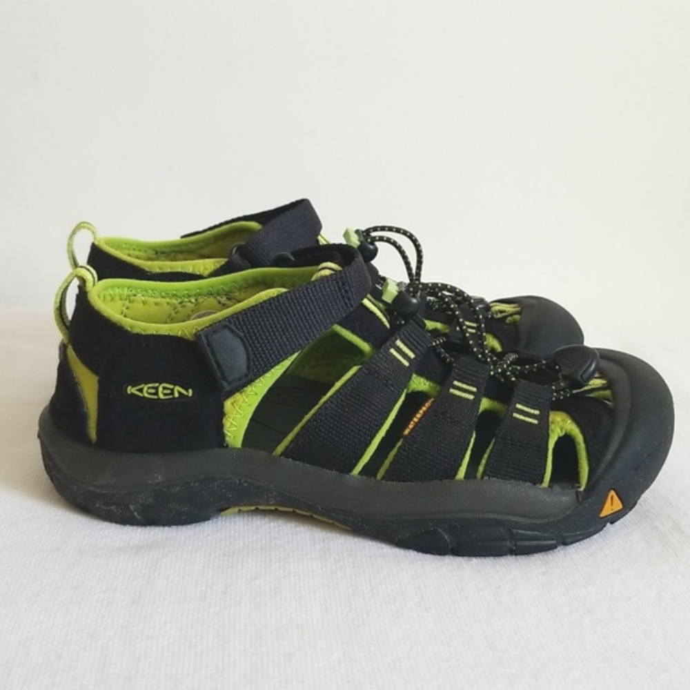 Keen Newport Green Black Sport Sandal Youth 3